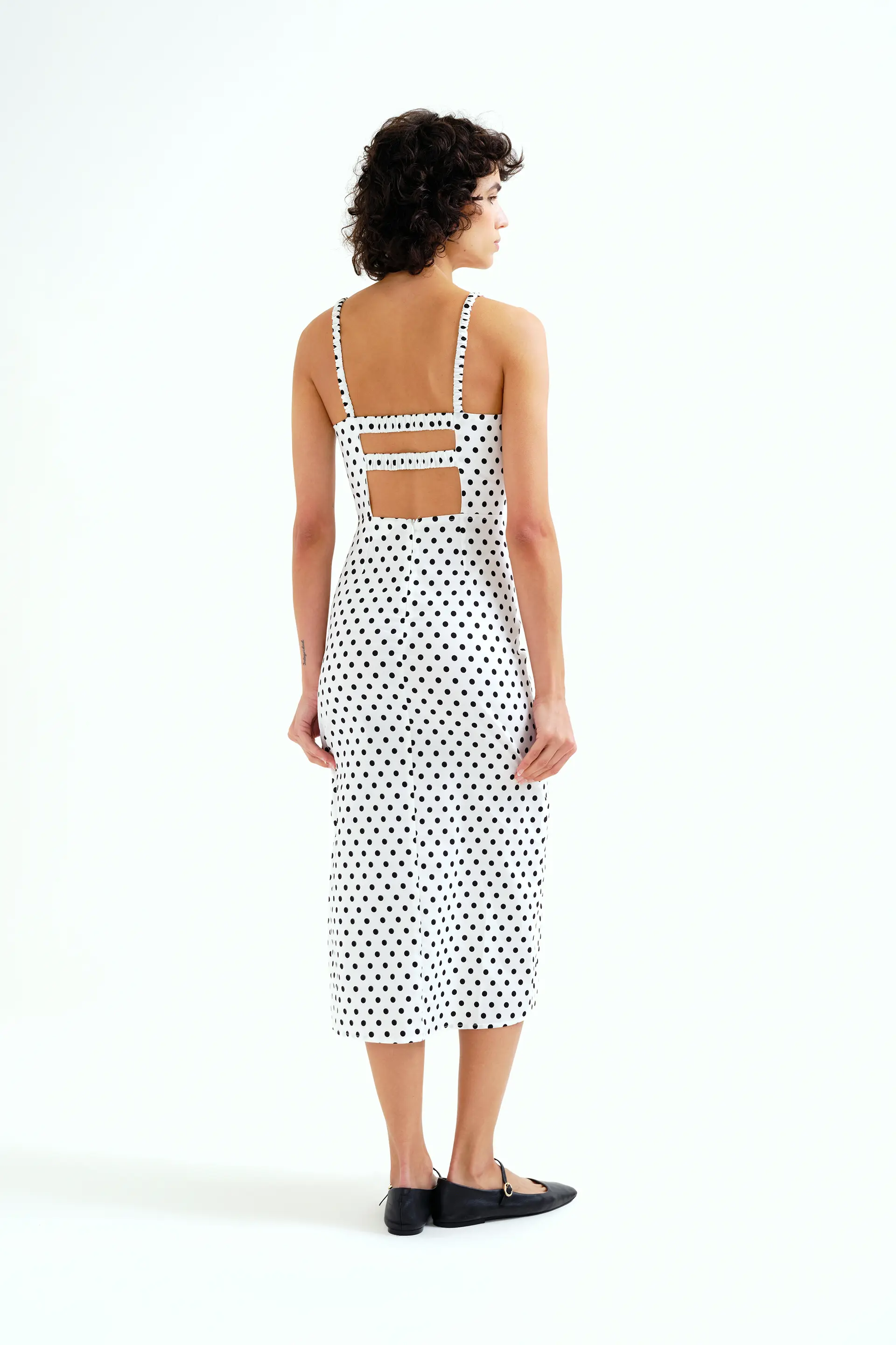 Vestido midi con estampado de puntos negro - Image 3