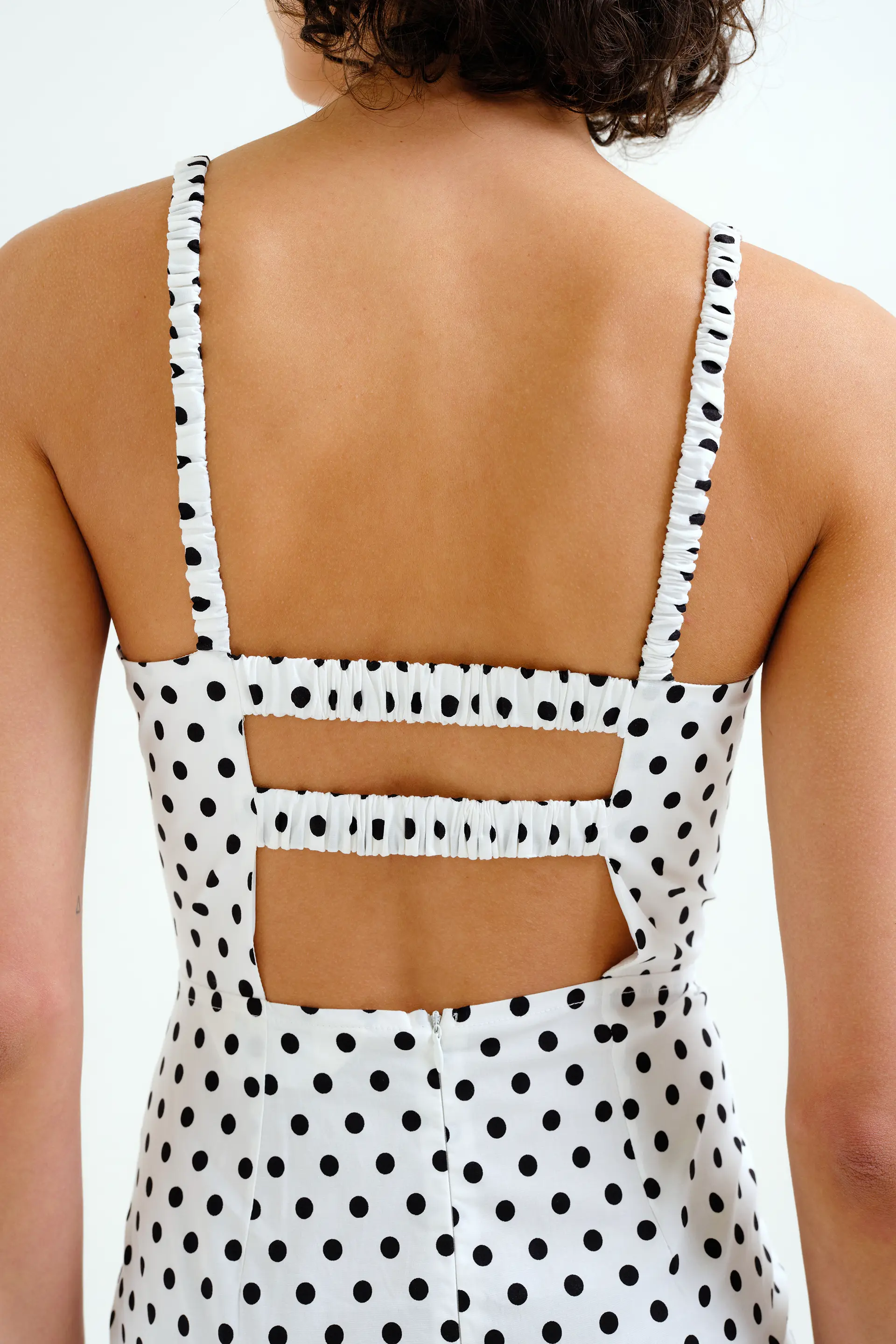 Vestido midi con estampado de puntos negro - Image 4