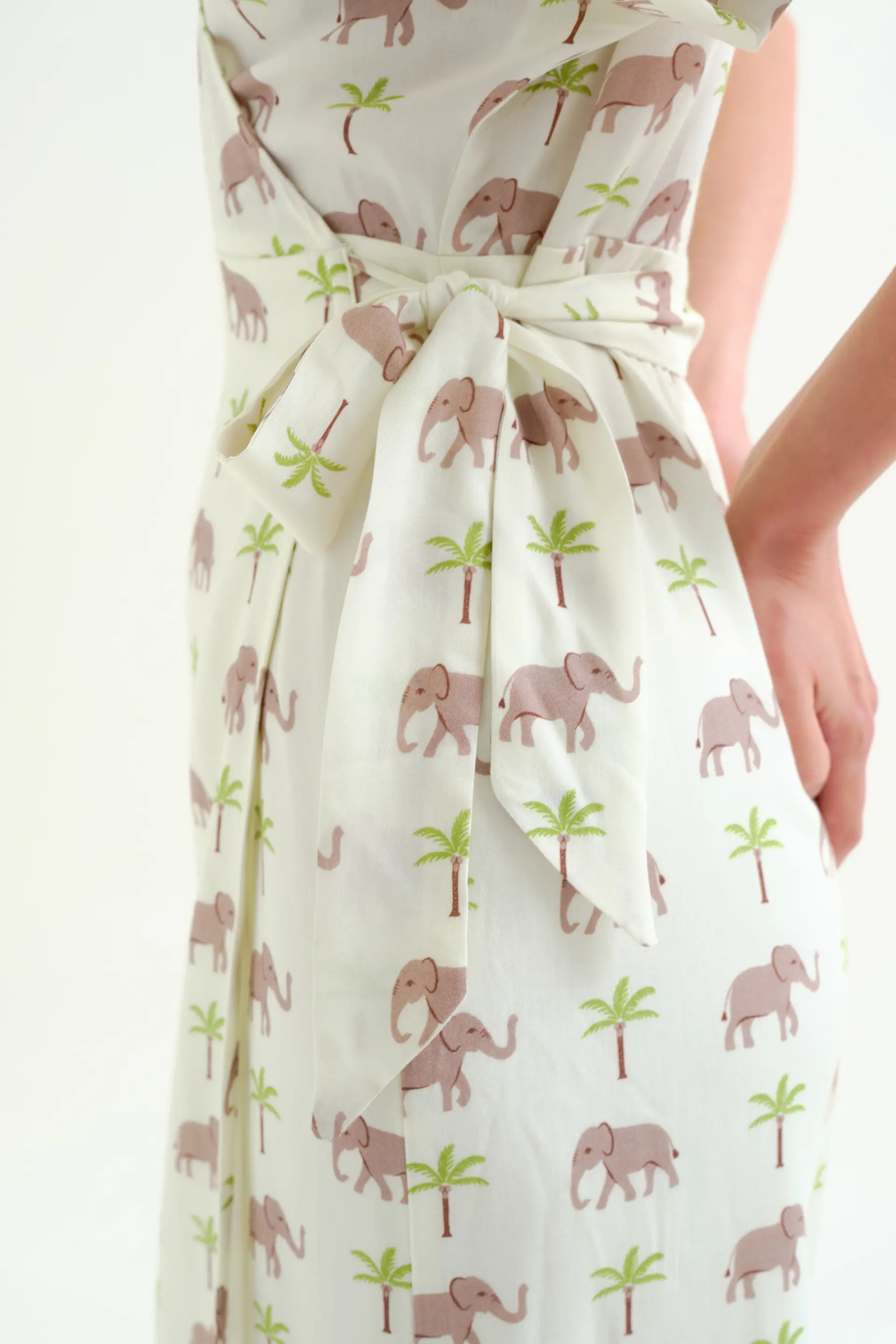 Vestido midi con estampado Elefante LENZING™ ECOVERO™ - Image 4